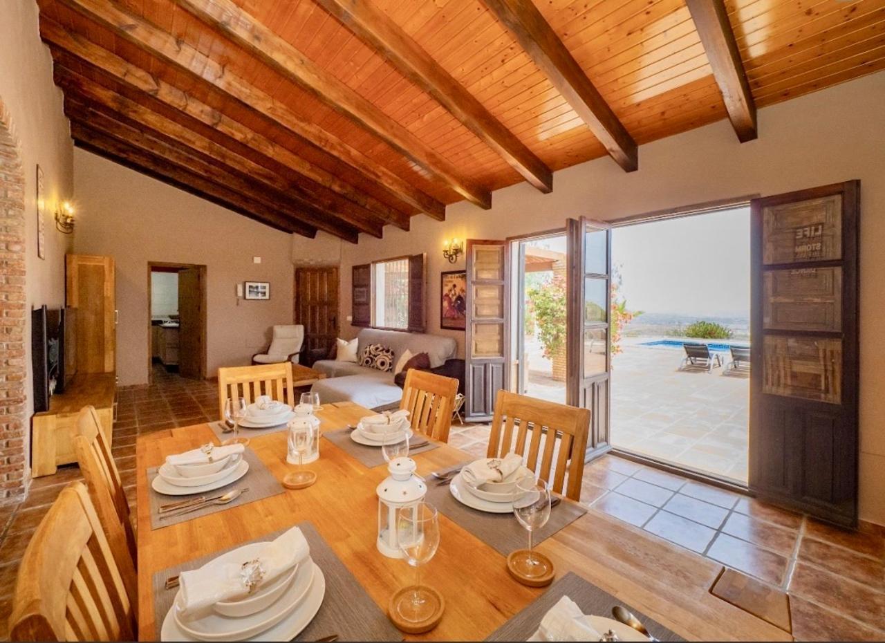 Buenavista - Stunning Views - Private Villaer